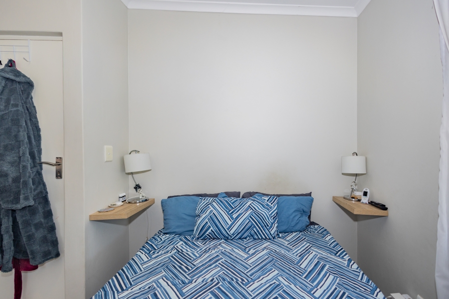 2 Bedroom Property for Sale in Rivergate Western Cape